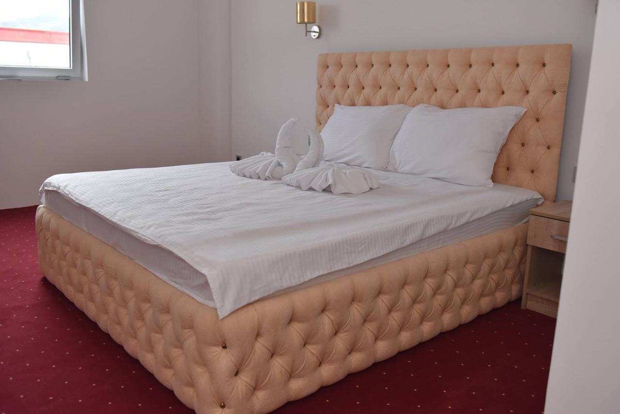 Prenociste Bis Hotel Prijepolje Luaran gambar